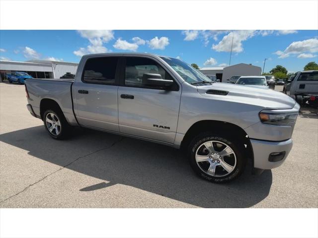 2025 RAM Ram 1500 RAM 1500 TRADESMAN CREW CAB 4X4 57 BOX