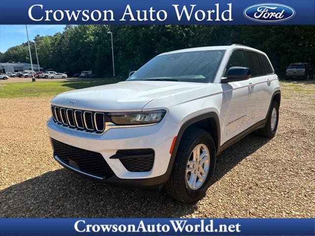2024 Jeep Grand Cherokee Laredo 4x4