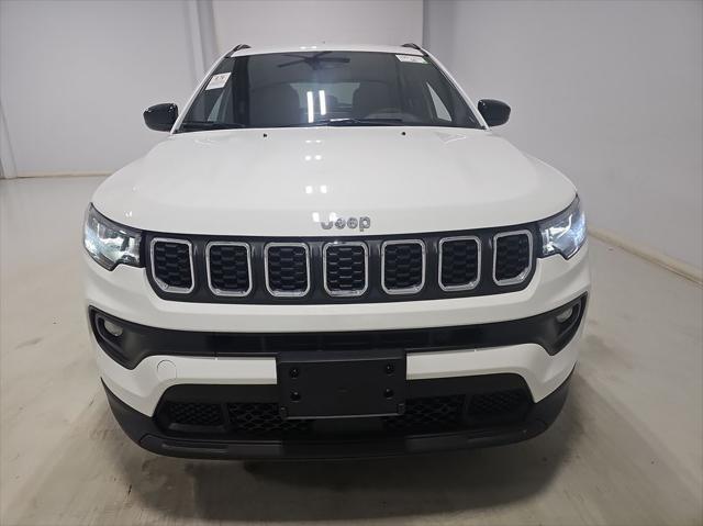 2025 Jeep Compass Latitude 4x4 2025 Jeep Compass Latitude 4x4