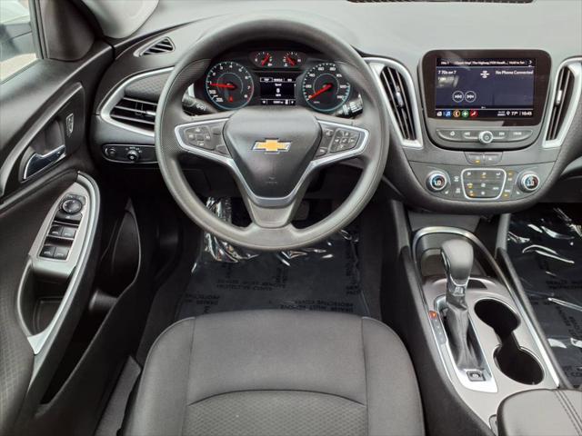 2022 Chevrolet Malibu FWD LT