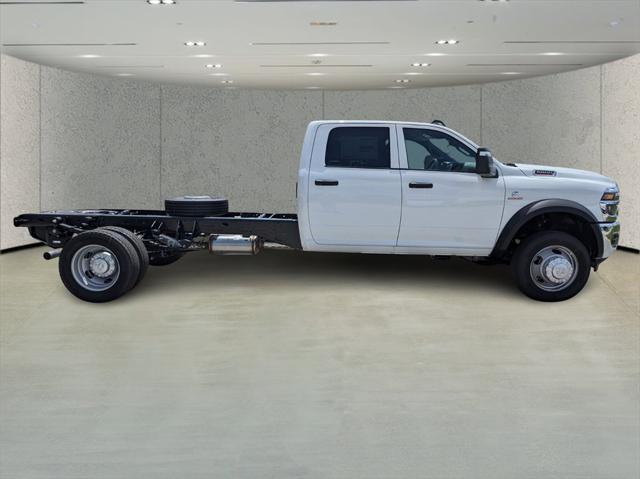 2025 RAM Ram 5500 Chassis Cab RAM 5500 TRADESMAN CHASSIS CREW CAB 4X4 84 CA