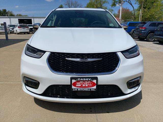 2023 Chrysler Pacifica Limited AWD