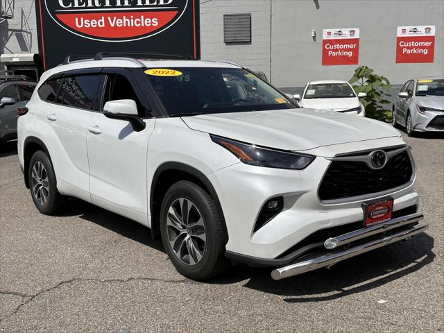 2022 Toyota Highlander XLE [13]