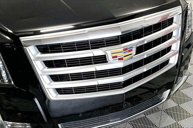 Used 2016 Cadillac Escalade For Sale in Millington, TN
