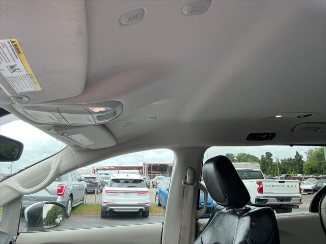 Used 2023 Chrysler Pacifica For Sale in Muscle Shoals, AL