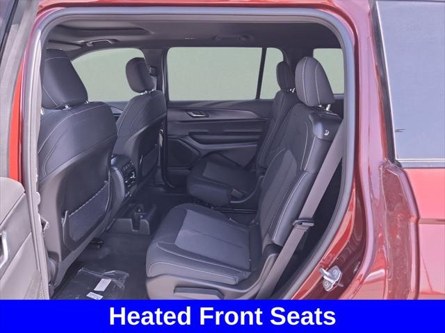 2025 Jeep Grand Cherokee L Laredo X 4x2