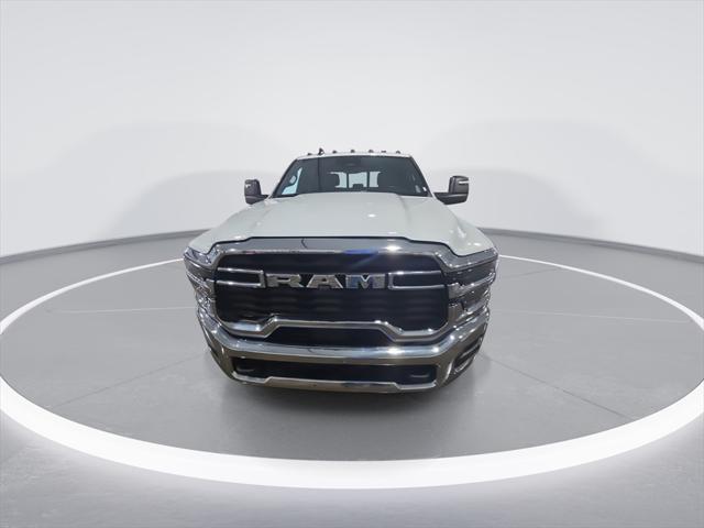 2025 RAM Ram 3500 RAM 3500 TRADESMAN CREW CAB 4X4 8 BOX