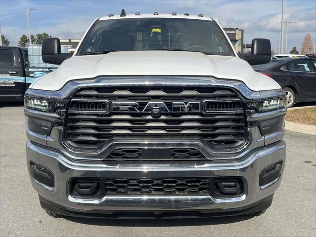 2025 RAM Ram 2500 RAM 2500 TRADESMAN CREW CAB 4X4 8 BOX