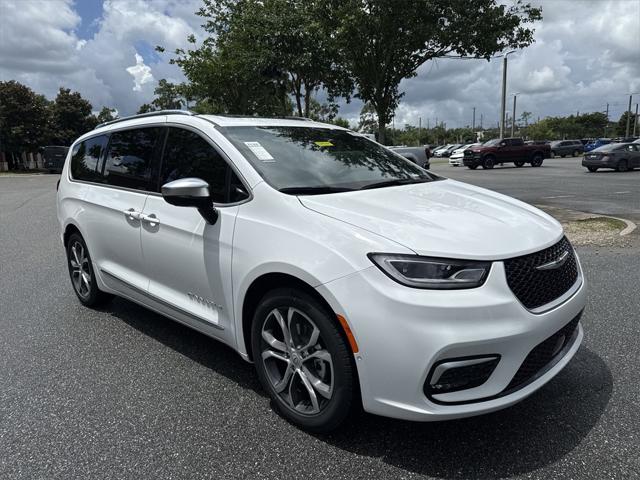 2025 Chrysler Pacifica PACIFICA PINNACLE