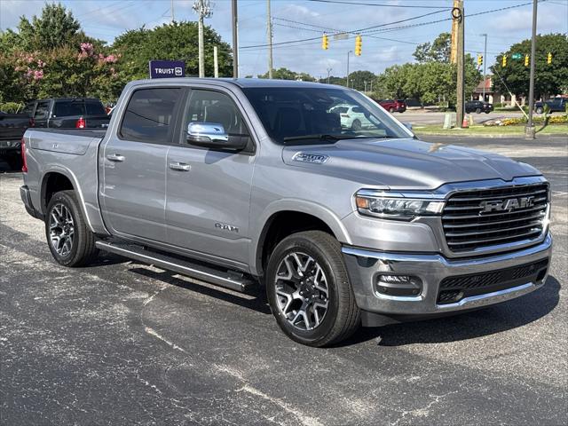 2025 RAM Ram 1500 RAM 1500 LARAMIE CREW CAB 4X4 57 BOX