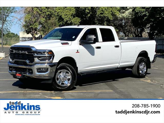 2025 RAM Ram 2500 RAM 2500 TRADESMAN CREW CAB 4X4 8 BOX
