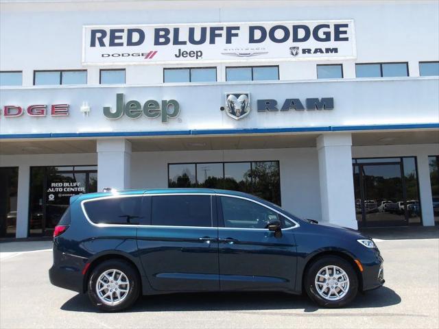 2025 Chrysler Pacifica PACIFICA SELECT