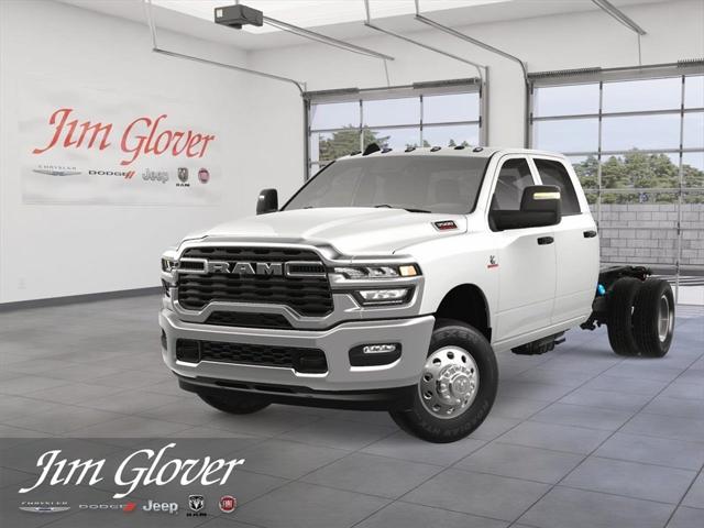 2025 RAM Ram 3500 Chassis Cab RAM 3500 TRADESMAN CREW CAB CHASSIS 4X4 60 CA