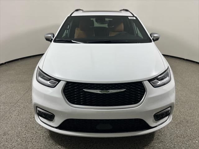 2025 Chrysler Pacifica PACIFICA PINNACLE
