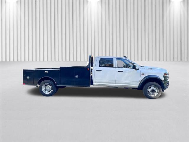 2025 RAM Ram 5500 Chassis Cab RAM 5500 TRADESMAN CHASSIS CREW CAB 4X4 84 CA