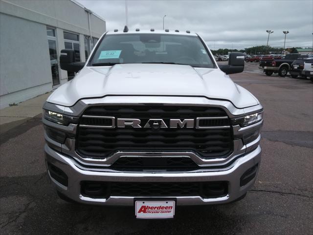 2025 RAM Ram 3500 Chassis Cab RAM 3500 TRADESMAN CREW CAB CHASSIS 4X4 60 CA 2025 RAM Ram 3500 Chassis Cab RAM 3500 TRADESMAN CREW CAB CHASSIS 4X4 60 CA
