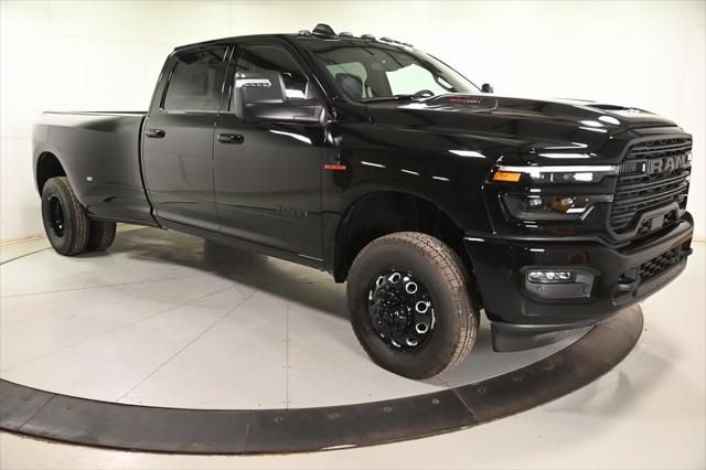 2025 RAM Ram 3500 RAM 3500 LARAMIE CREW CAB 4X4 8 BOX