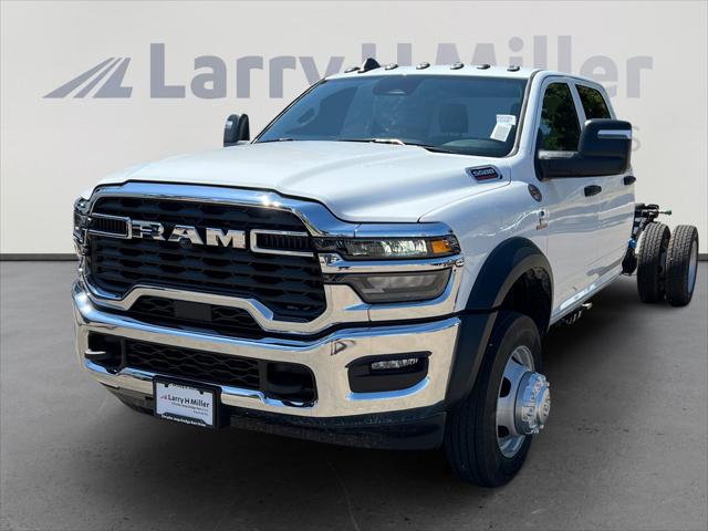 2025 RAM Ram 5500 Chassis Cab RAM 5500 TRADESMAN CHASSIS CREW CAB 4X4 84 CA 2025 RAM Ram 5500 Chassis Cab RAM 5500 TRADESMAN CHASSIS CREW CAB 4X4 84 CA