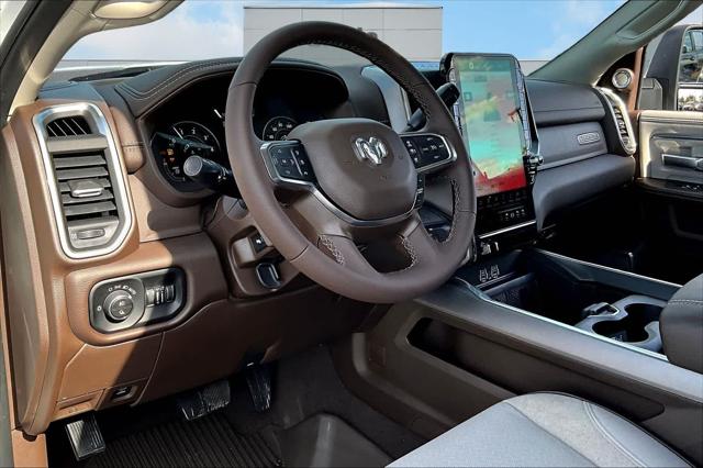 2025 RAM Ram 3500 RAM 3500 LARAMIE CREW CAB 4X4 64 BOX