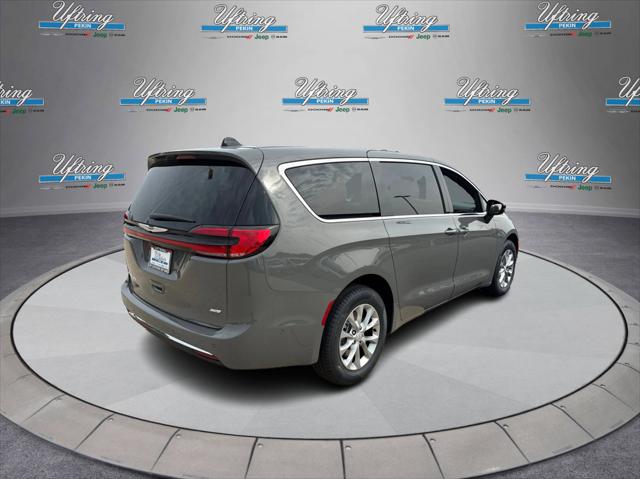 2025 Chrysler Pacifica PACIFICA SELECT AWD