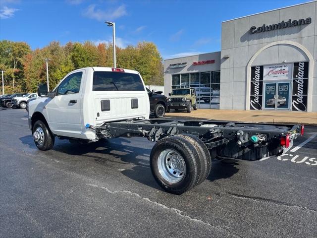 2025 RAM Ram 3500 Chassis Cab RAM 3500 TRADESMAN CHASSIS REGULAR CAB 4X4 84 CA 2025 RAM Ram 3500 Chassis Cab RAM 3500 TRADESMAN CHASSIS REGULAR CAB 4X4 84 CA