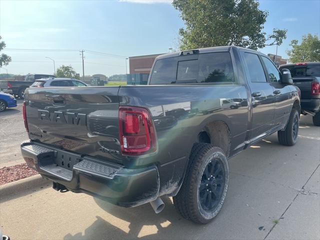 2025 RAM Ram 3500 RAM 3500 LARAMIE CREW CAB 4X4 64 BOX
