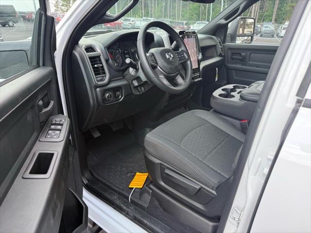 2025 Ram 2500 Tradesman Crew Cab 4x4 6'4" Box