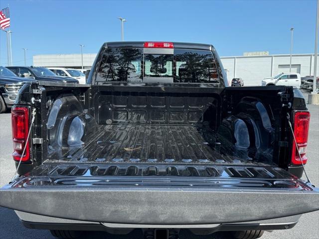 2025 Ram 2500 Tradesman Crew Cab 4x4 6'4" Box