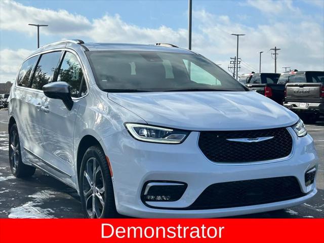 2025 Chrysler Pacifica PACIFICA PINNACLE AWD