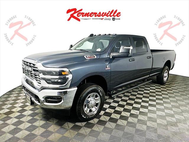 2025 RAM Ram 3500 RAM 3500 TRADESMAN CREW CAB 4X4 8 BOX