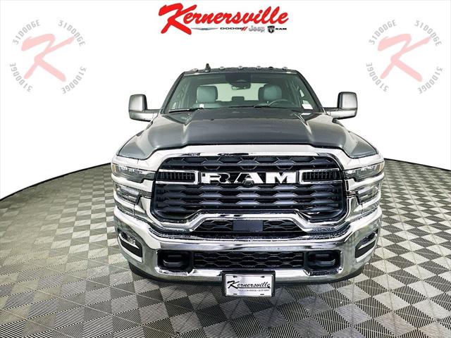 2025 RAM Ram 3500 RAM 3500 TRADESMAN CREW CAB 4X4 8 BOX