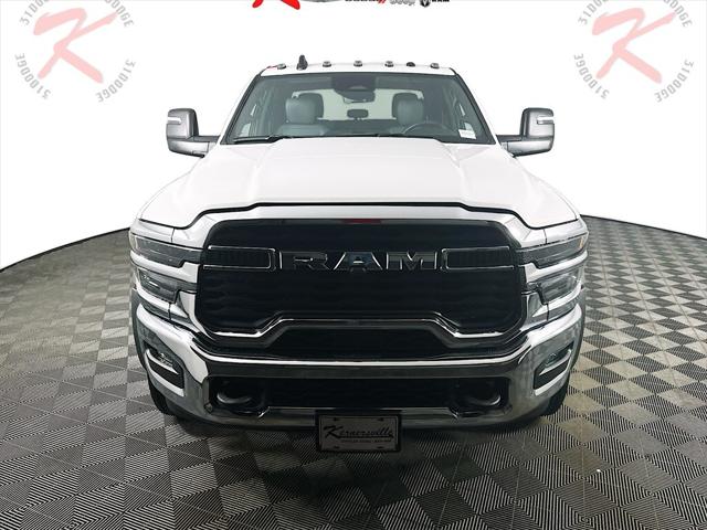 2025 RAM Ram 5500 Chassis Cab RAM 5500 TRADESMAN CHASSIS CREW CAB 4X4 84 CA