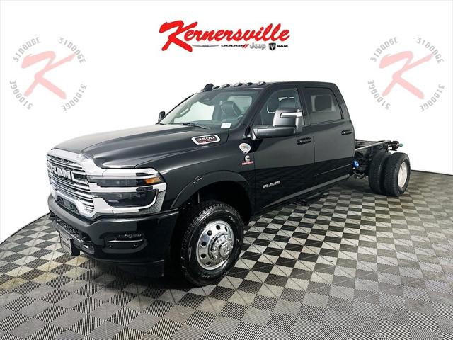 2025 RAM Ram 3500 Chassis Cab RAM 3500 BIG HORN CREW CAB CHASSIS 4X4 60 CA