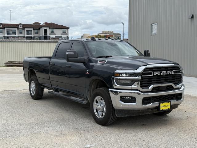 2025 RAM Ram 3500 RAM 3500 TRADESMAN CREW CAB 4X4 8 BOX 2025 RAM Ram 3500 RAM 3500 TRADESMAN CREW CAB 4X4 8 BOX