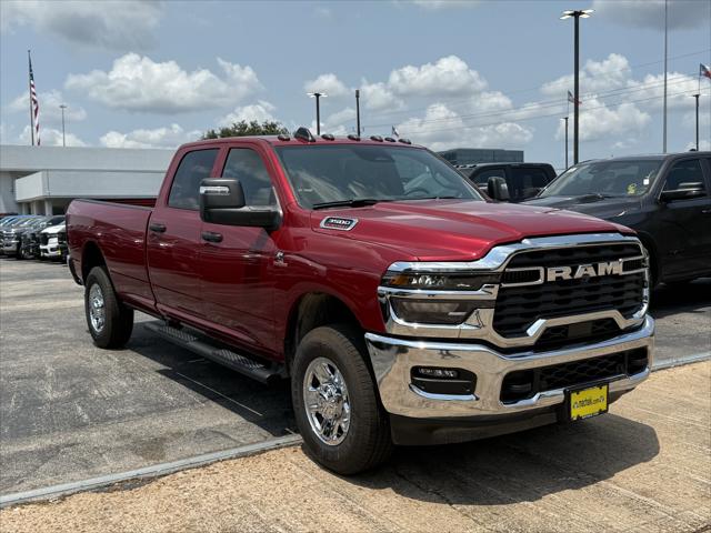 2025 RAM Ram 3500 RAM 3500 TRADESMAN CREW CAB 4X4 8 BOX