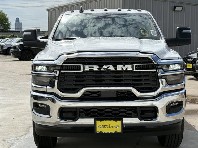 2025 RAM Ram 3500 RAM 3500 TRADESMAN CREW CAB 4X4 8 BOX