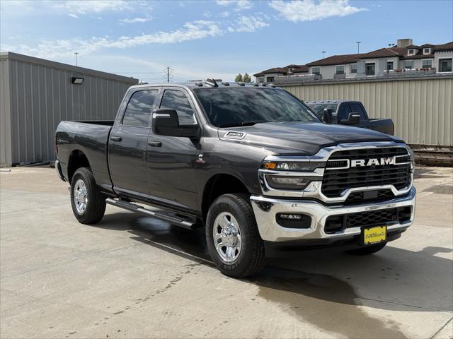 2025 RAM Ram 2500 RAM 2500 TRADESMAN CREW CAB 4X4 64 BOX