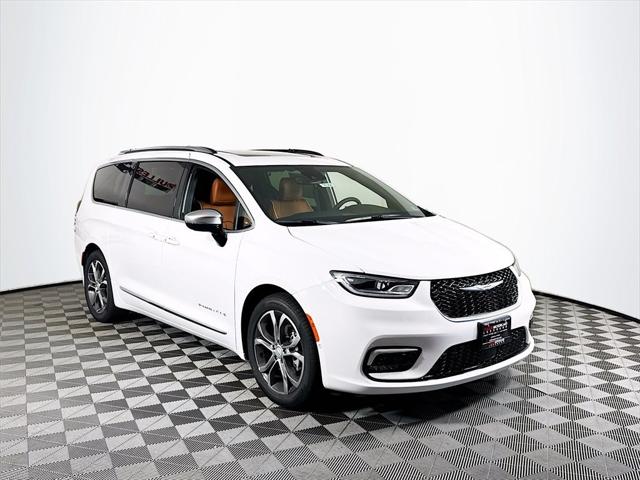2025 Chrysler Pacifica PACIFICA PINNACLE