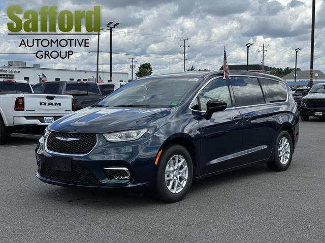 2025 Chrysler Pacifica PACIFICA SELECT