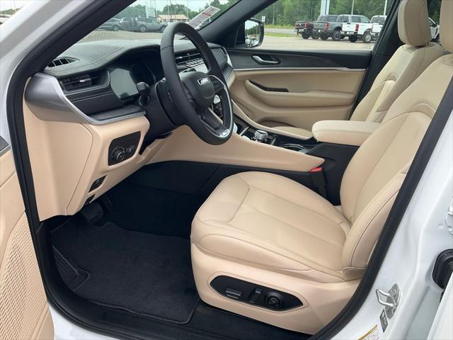 2025 Jeep Grand Cherokee GRAND CHEROKEE LIMITED 4X4 2025 Jeep Grand Cherokee GRAND CHEROKEE LIMITED 4X4