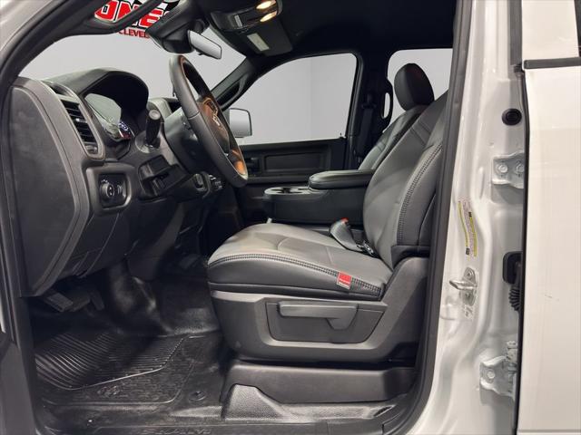 2025 RAM Ram 4500 Chassis Cab RAM 4500 TRADESMAN CHASSIS CREW CAB 4X4 84 CA