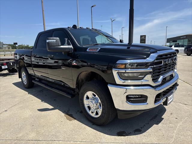 2025 RAM Ram 2500 RAM 2500 TRADESMAN CREW CAB 4X4 64 BOX