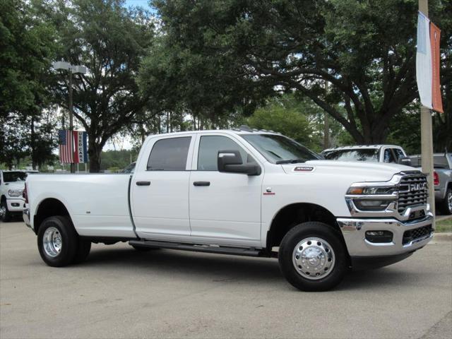 2025 RAM Ram 3500 RAM 3500 TRADESMAN CREW CAB 4X4 8 BOX