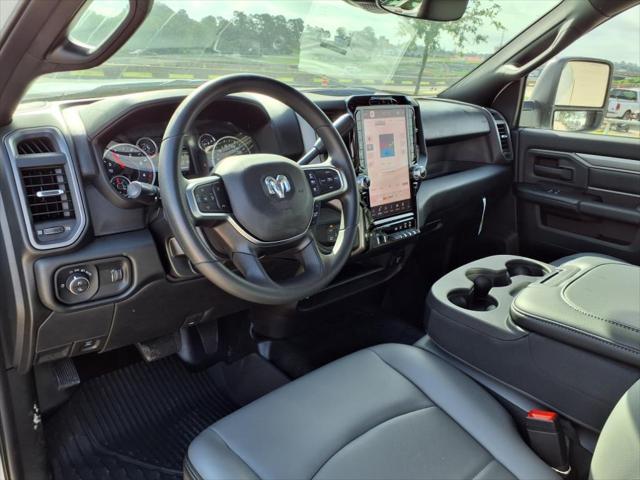 2025 RAM Ram 3500 RAM 3500 TRADESMAN REGULAR CAB 4X4 8 BOX