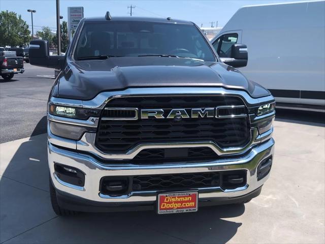 2025 RAM Ram 3500 RAM 3500 TRADESMAN CREW CAB 4X4 8 BOX