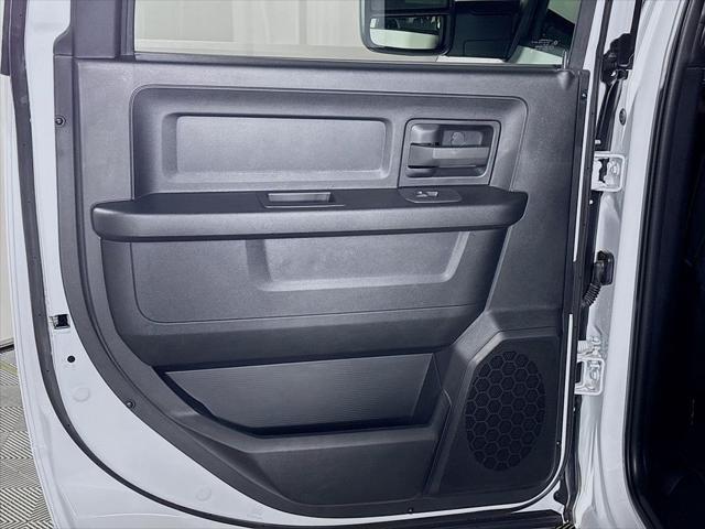 2025 Ram 2500 Tradesman Crew Cab 4x4 6'4" Box