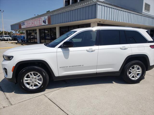 2023 Jeep Grand Cherokee Laredo 4x4