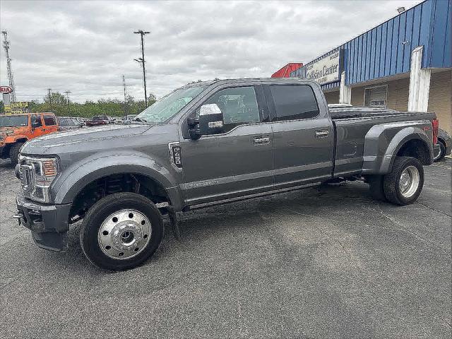 2022 Ford F-450 Platinum