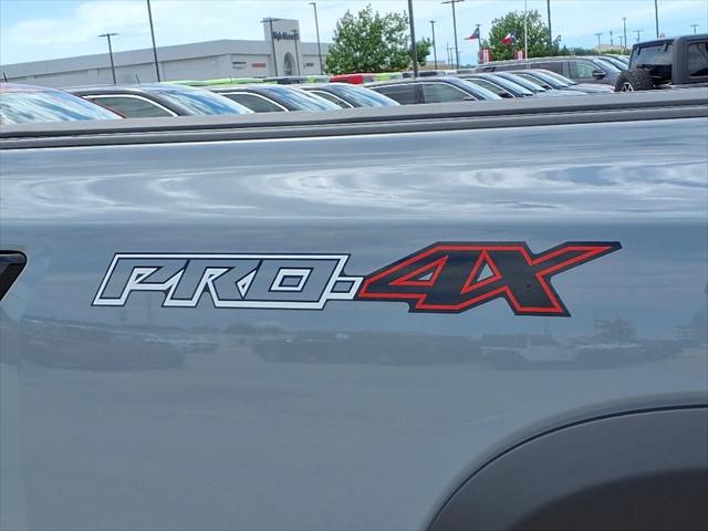2025 Nissan Frontier Crew Cab PRO-4X 4x4