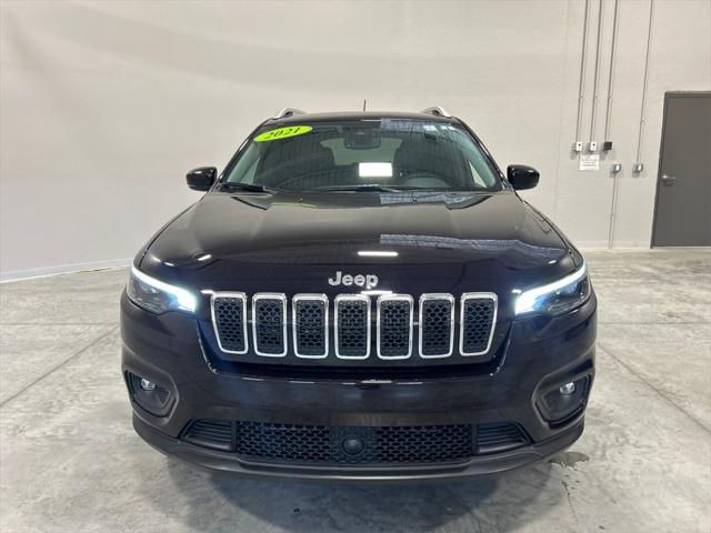 2021 Jeep Cherokee Latitude Lux 4X4 2021 Jeep Cherokee Latitude Lux 4X4